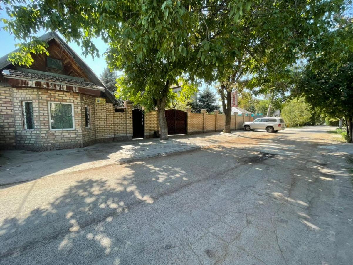 Гостевой Дом Шумкар Азия Guest House Shumkar Asia Biszkek Zewnętrze zdjęcie