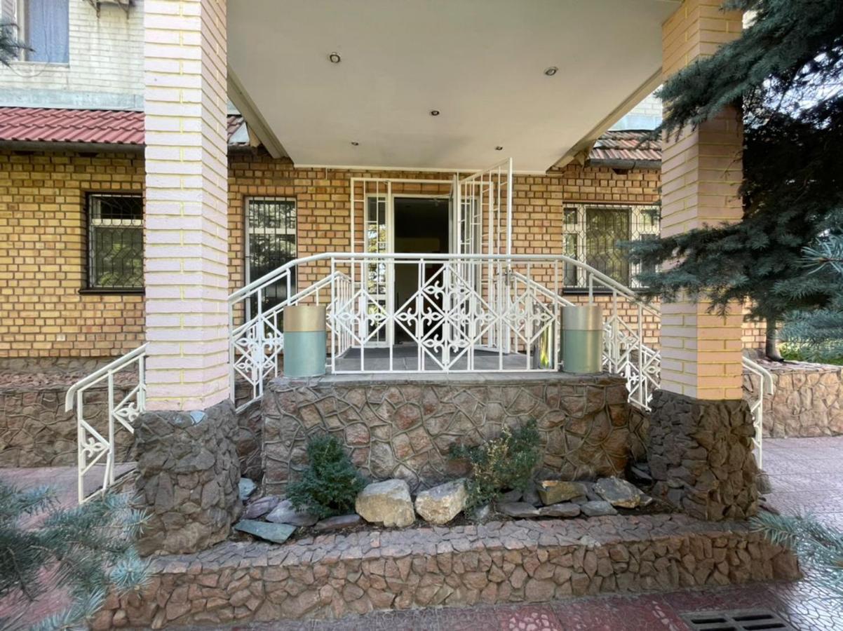 Гостевой Дом Шумкар Азия Guest House Shumkar Asia Biszkek Zewnętrze zdjęcie