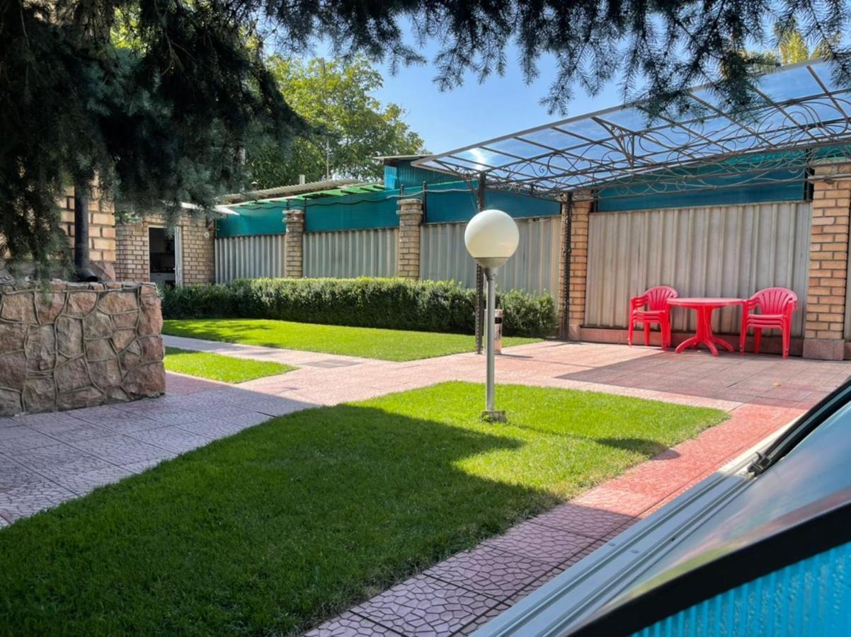 Гостевой Дом Шумкар Азия Guest House Shumkar Asia Biszkek Zewnętrze zdjęcie