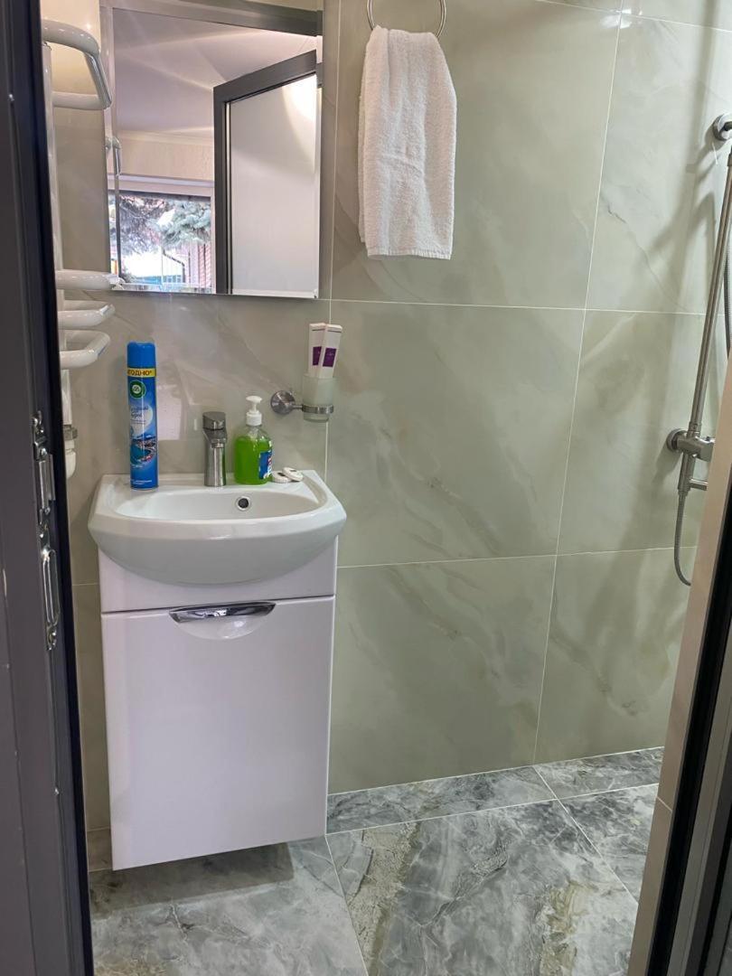 Гостевой Дом Шумкар Азия Guest House Shumkar Asia Biszkek Zewnętrze zdjęcie