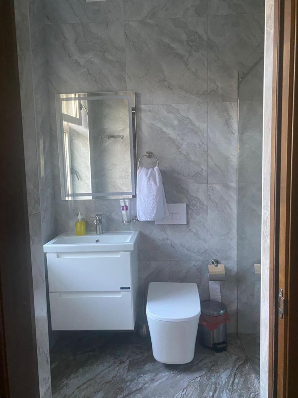 Гостевой Дом Шумкар Азия Guest House Shumkar Asia Biszkek Zewnętrze zdjęcie