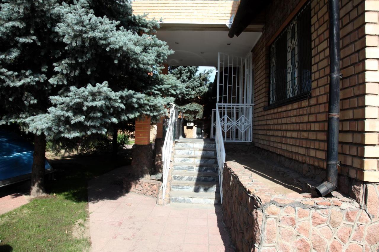 Гостевой Дом Шумкар Азия Guest House Shumkar Asia Biszkek Zewnętrze zdjęcie