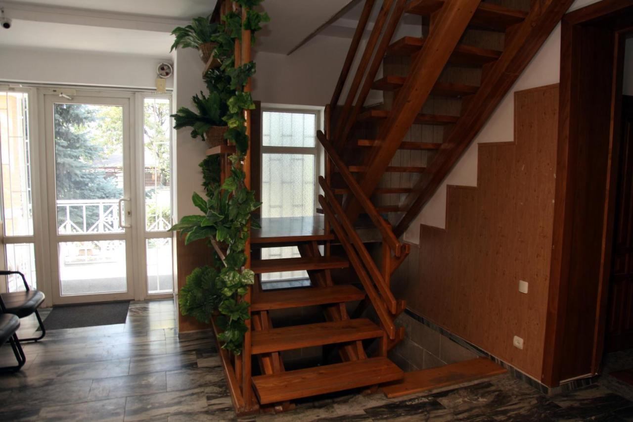 Гостевой Дом Шумкар Азия Guest House Shumkar Asia Biszkek Zewnętrze zdjęcie